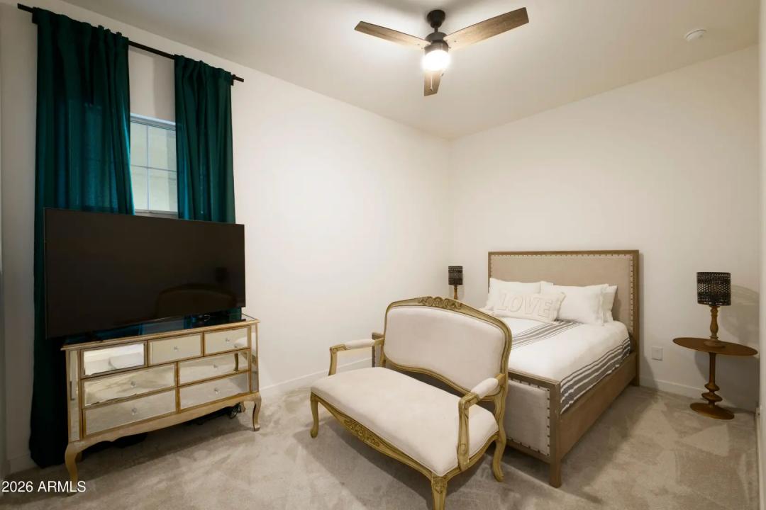 Real Estate Picture 21