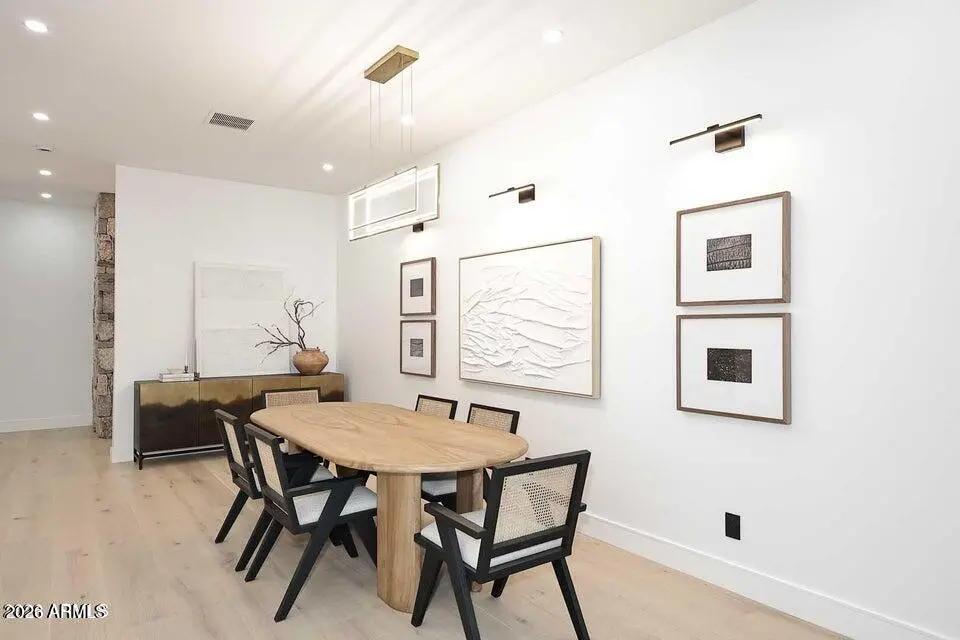 Real Estate Picture 10