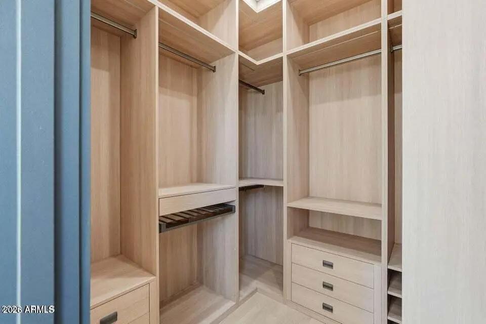 Real Estate Picture 27