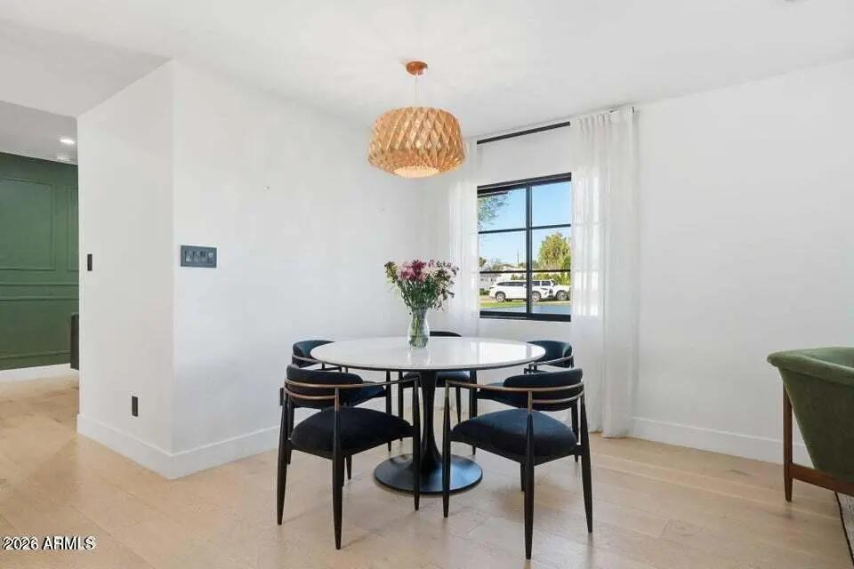Real Estate Picture 8