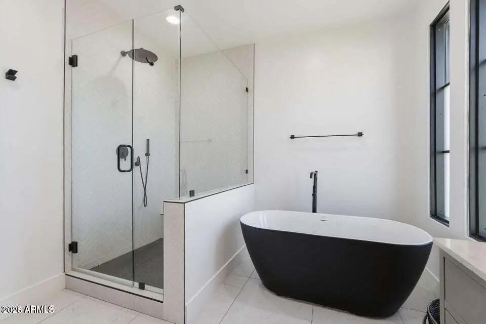 Real Estate Picture 12