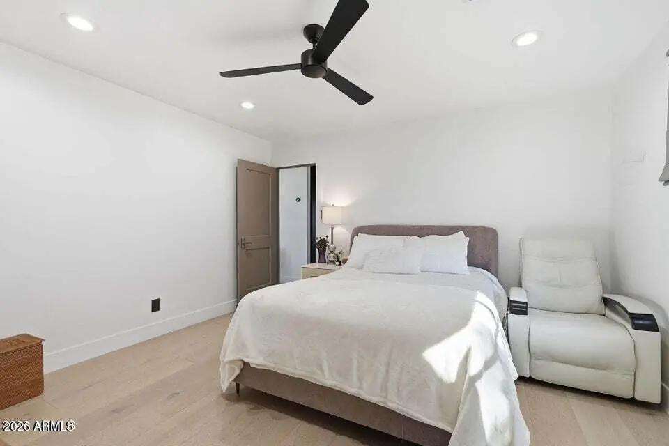 Real Estate Picture 14