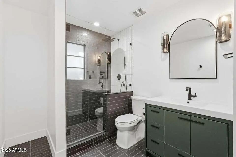 Real Estate Picture 17