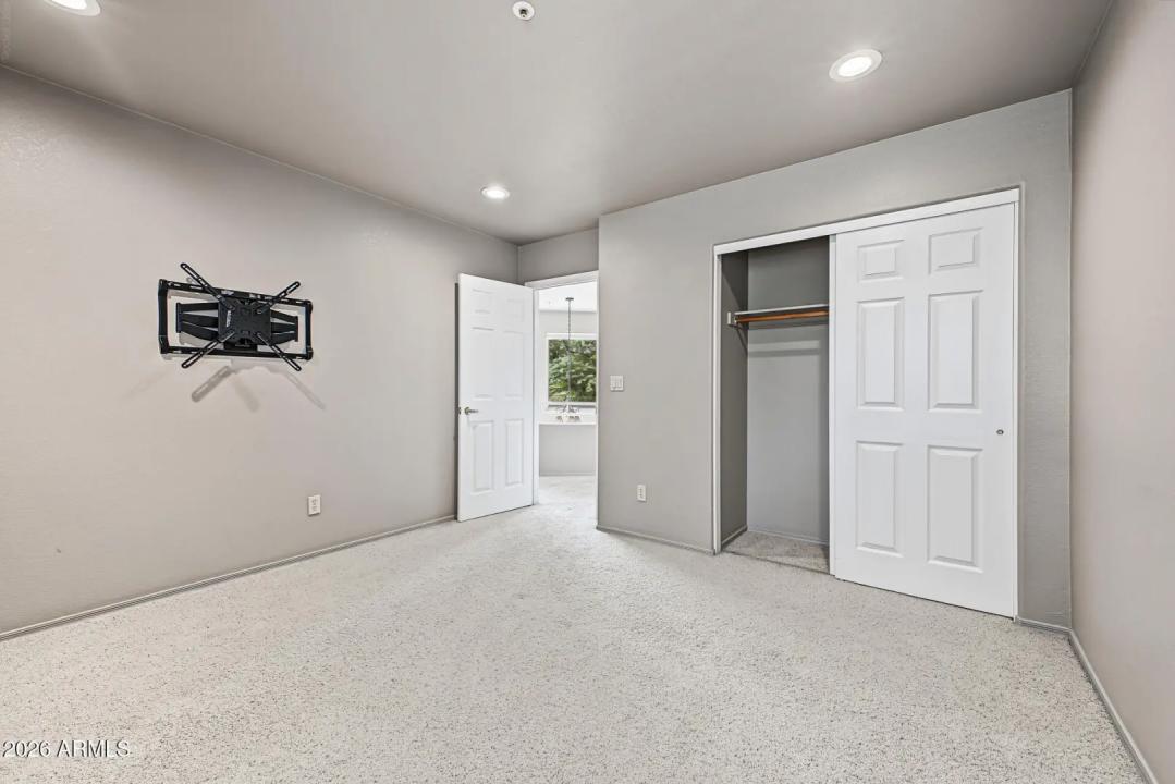Real Estate Picture 27