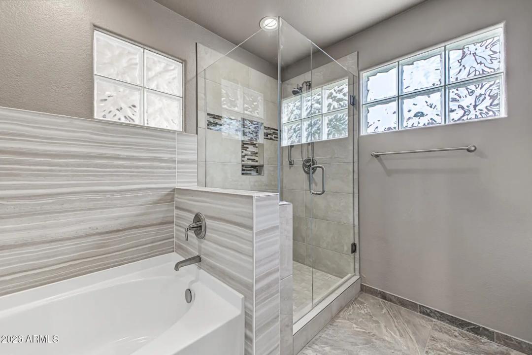 Real Estate Picture 20