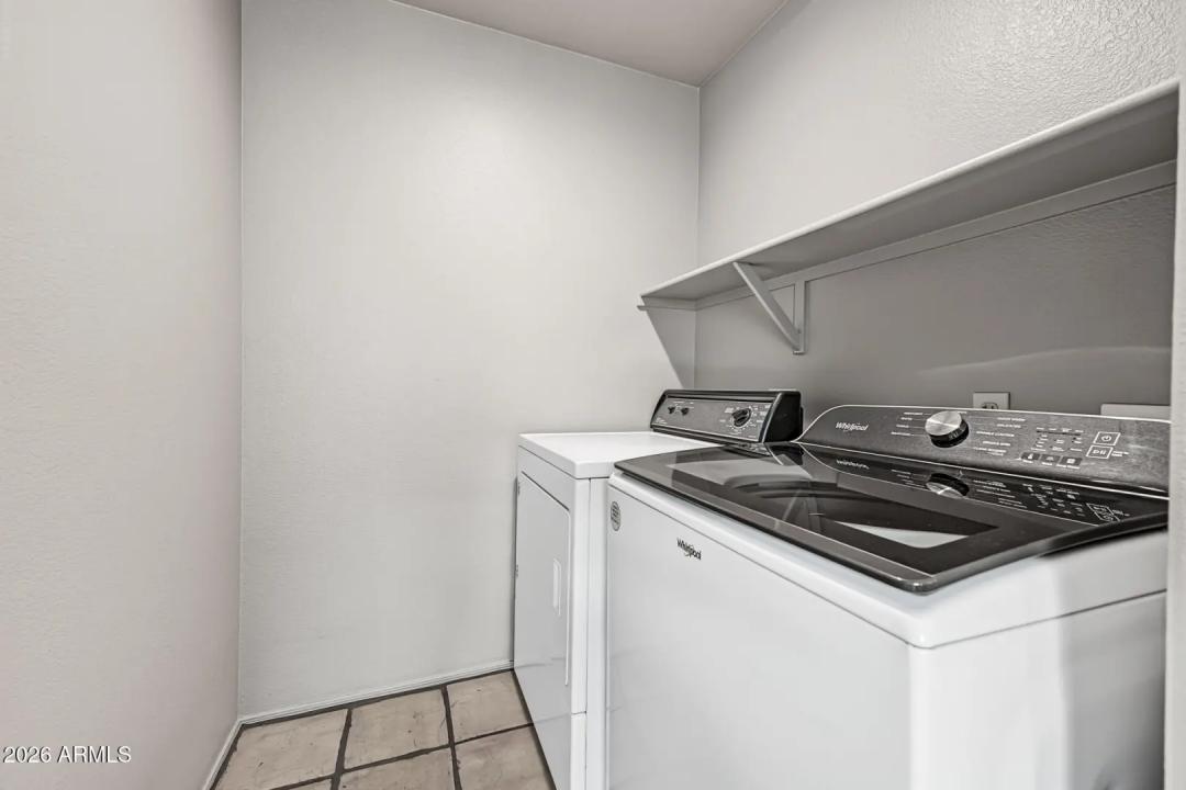 Real Estate Picture 32