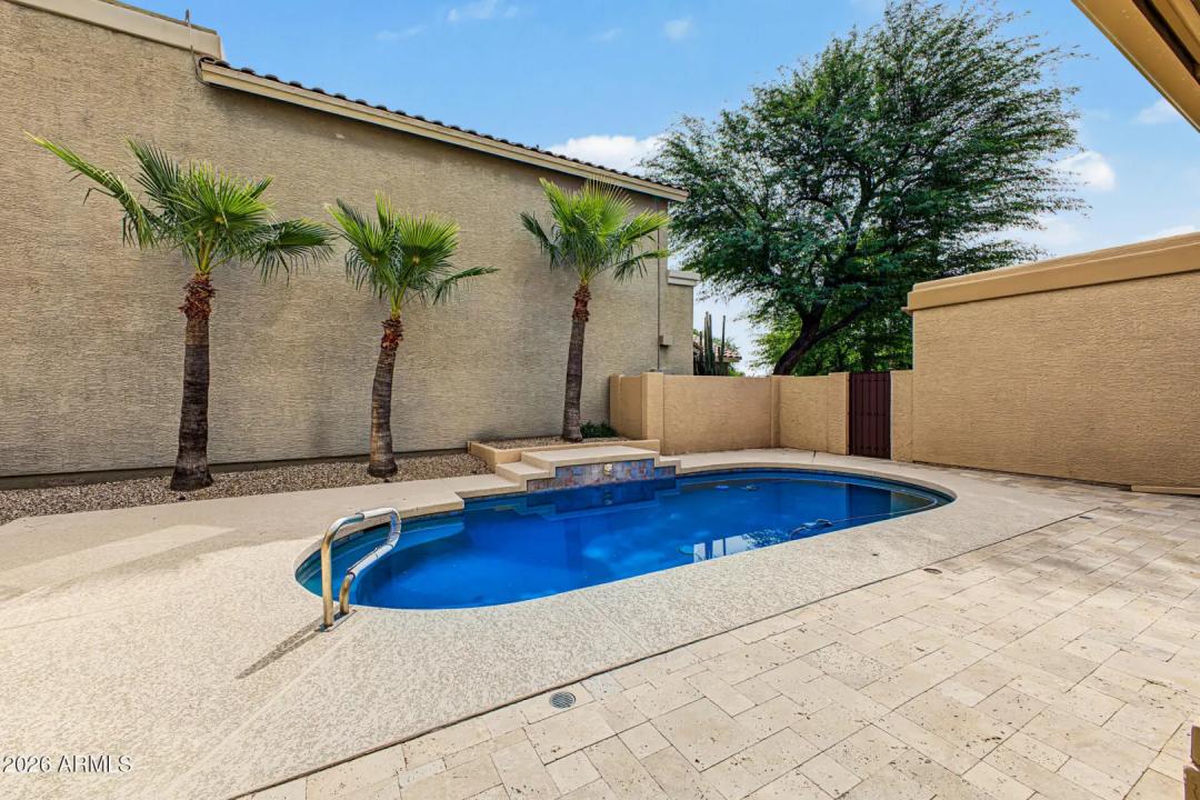 Real Estate Picture 37