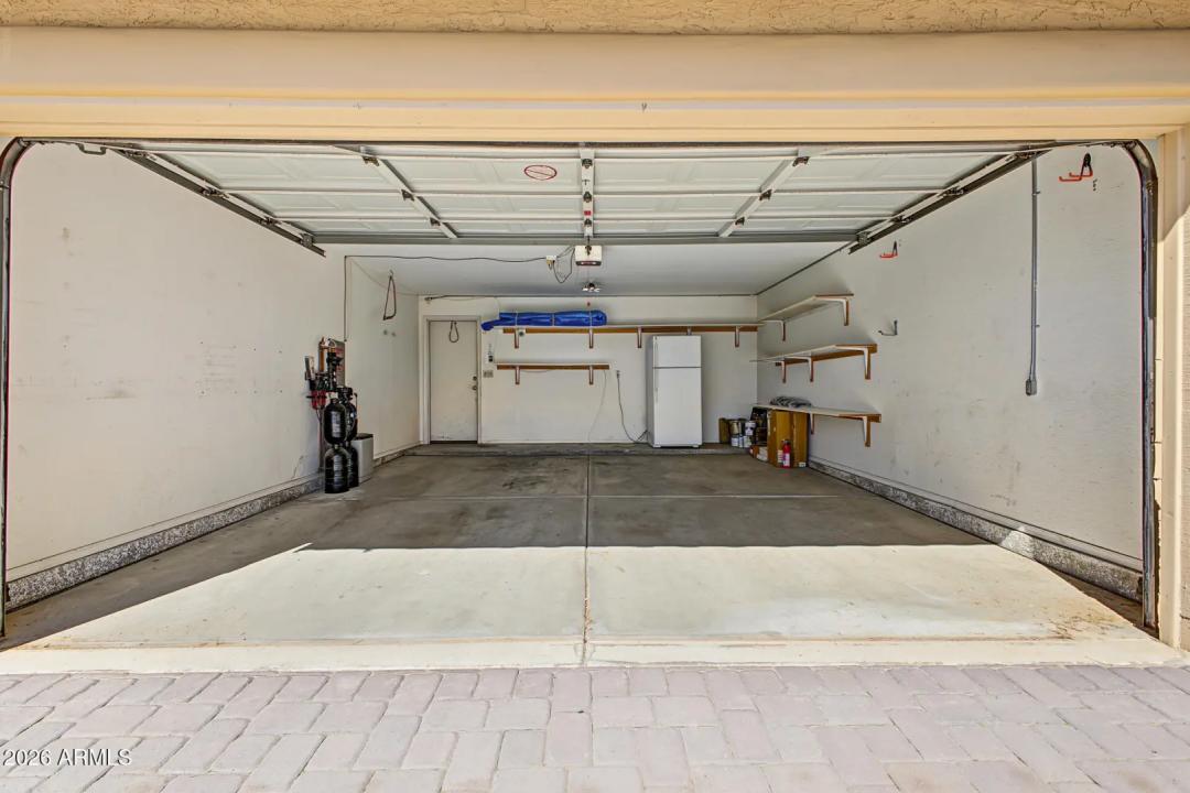 Real Estate Picture 33