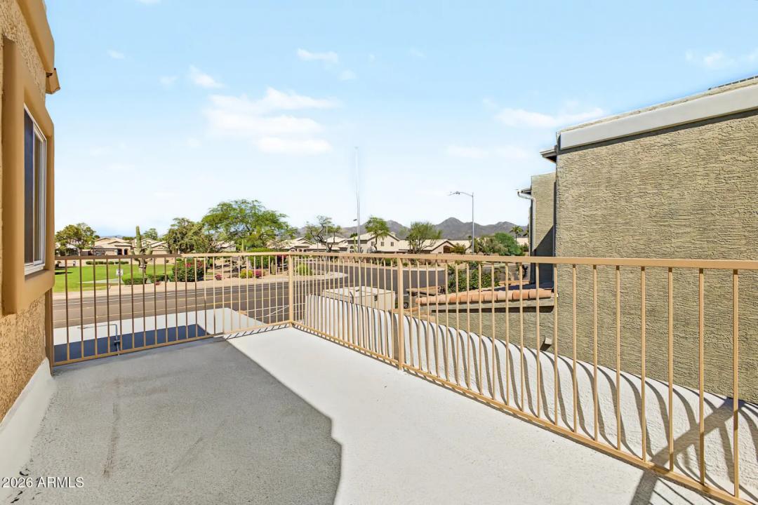 Real Estate Picture 24