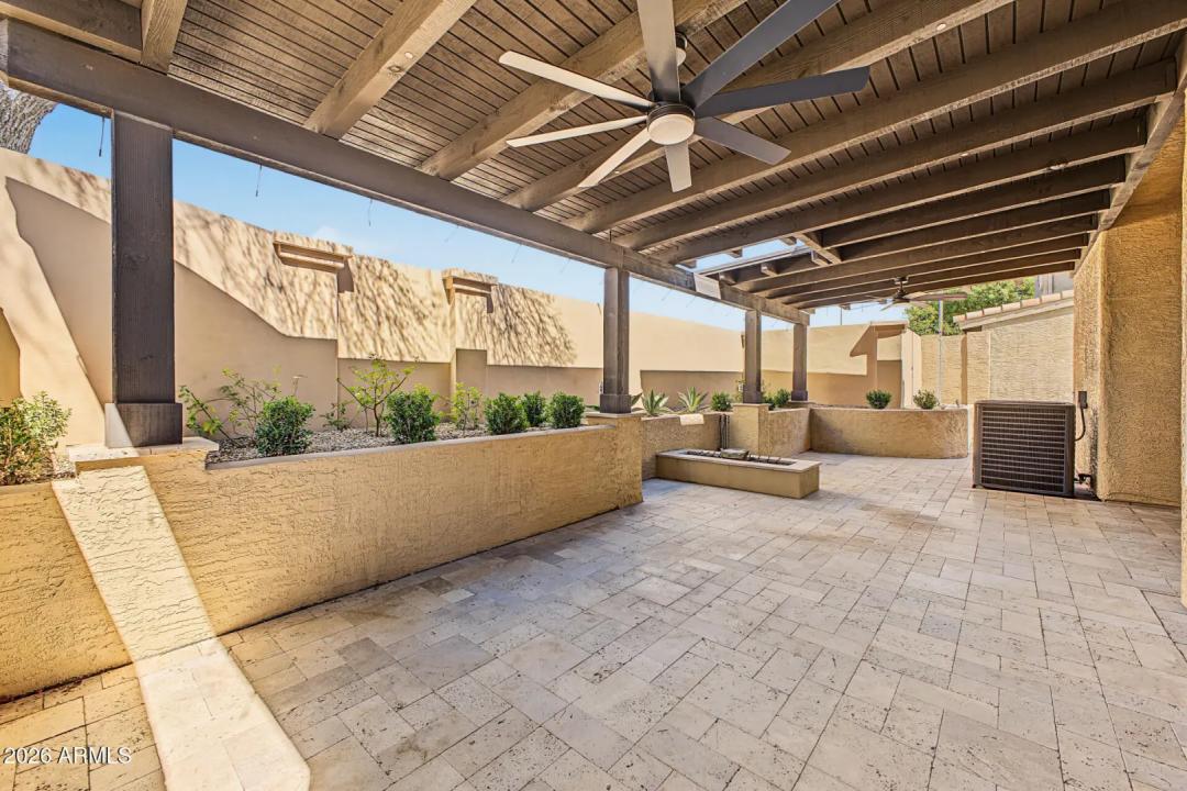 Real Estate Picture 40