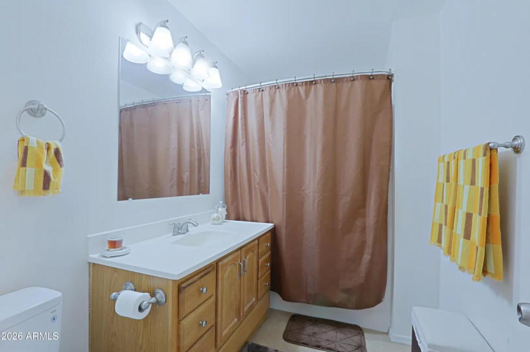 Real Estate Picture 13