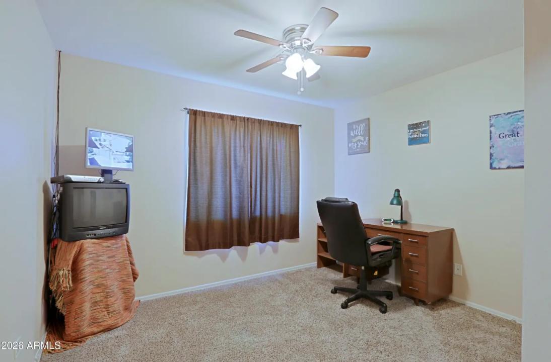 Real Estate Picture 16