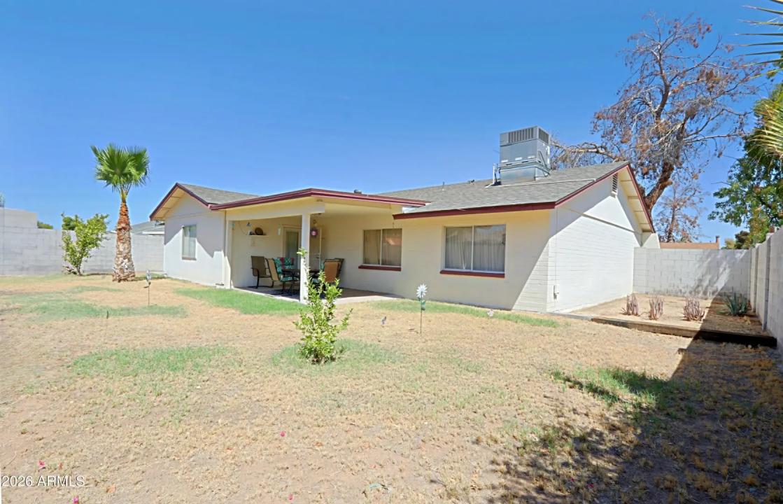Real Estate Picture 20
