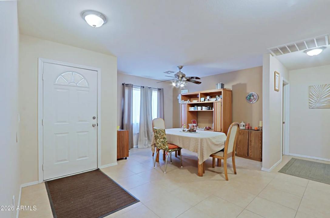 Real Estate Picture 6