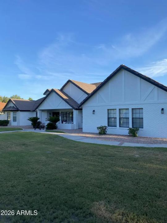 Real Estate Picture 2