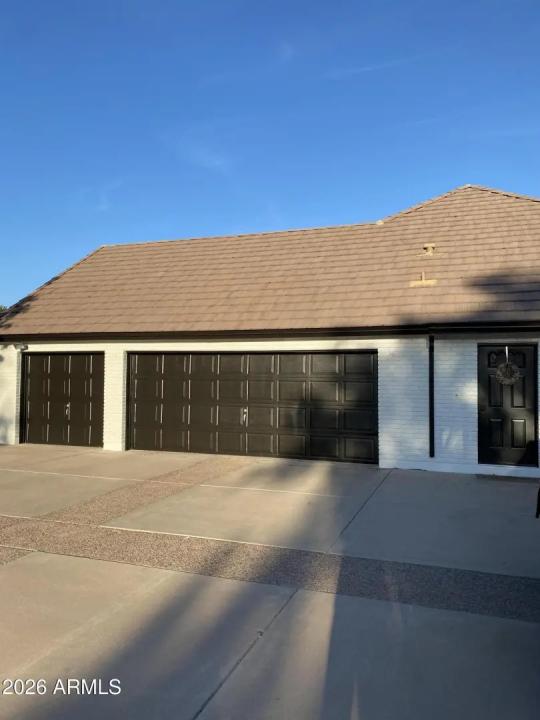 Real Estate Picture 3