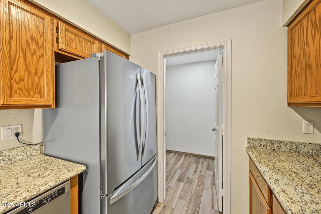 Real Estate Picture 12
