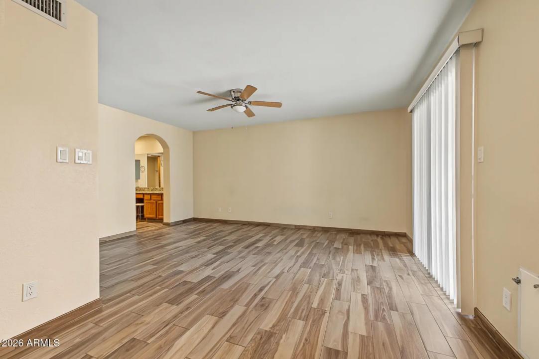 Real Estate Picture 16