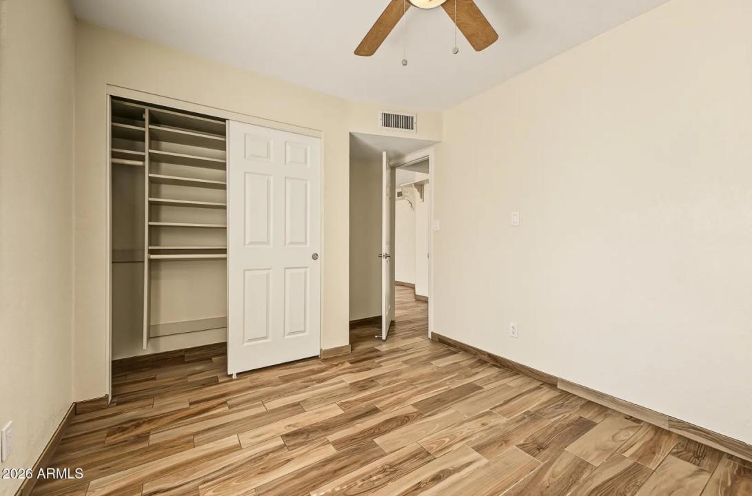 Real Estate Picture 20