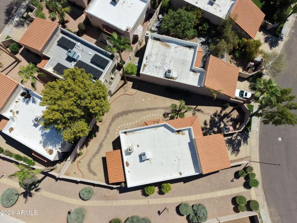 Real Estate Picture 33