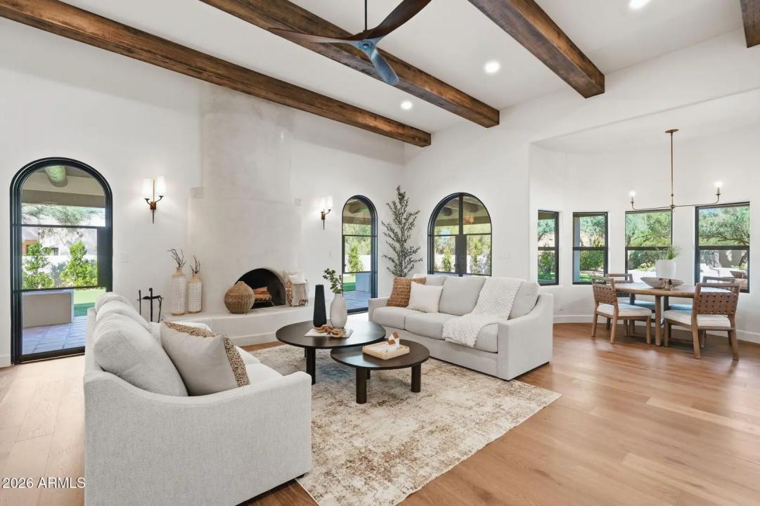 Real Estate Picture 22