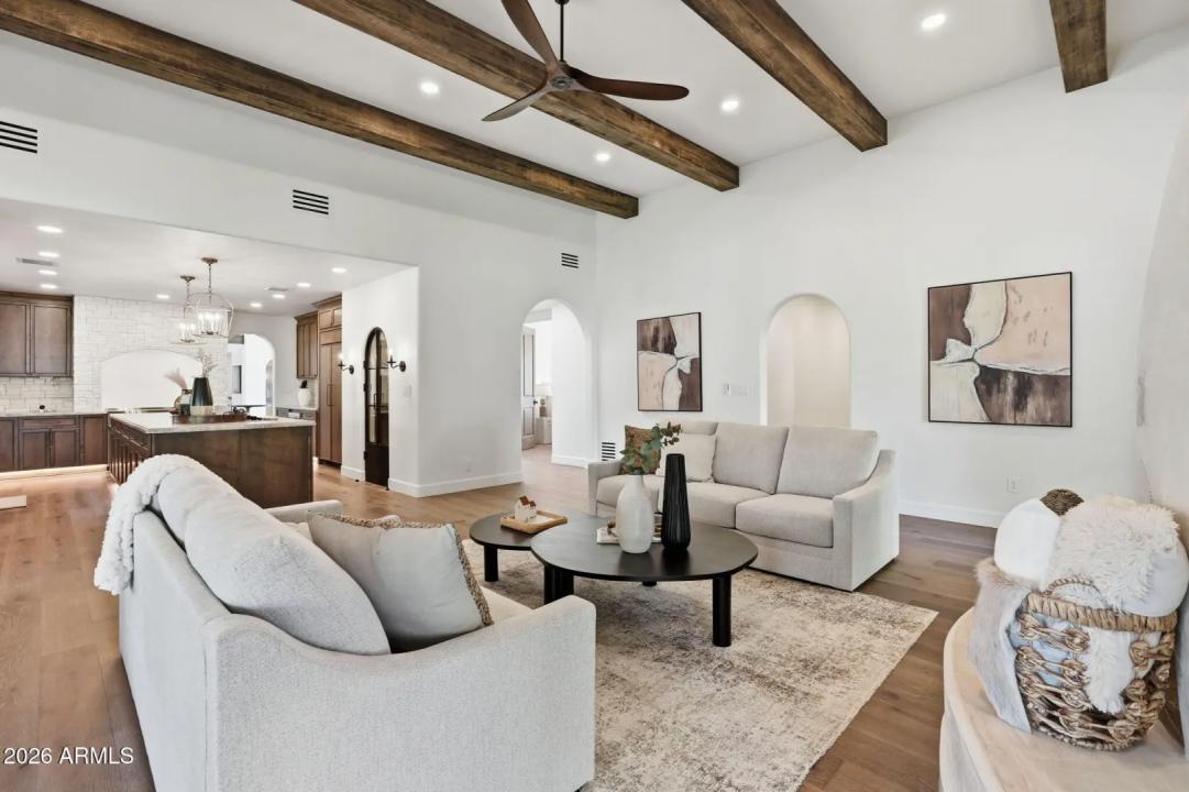 Real Estate Picture 25
