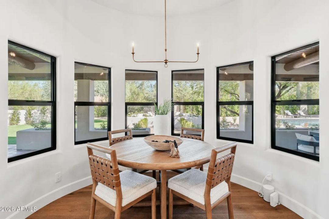 Real Estate Picture 28