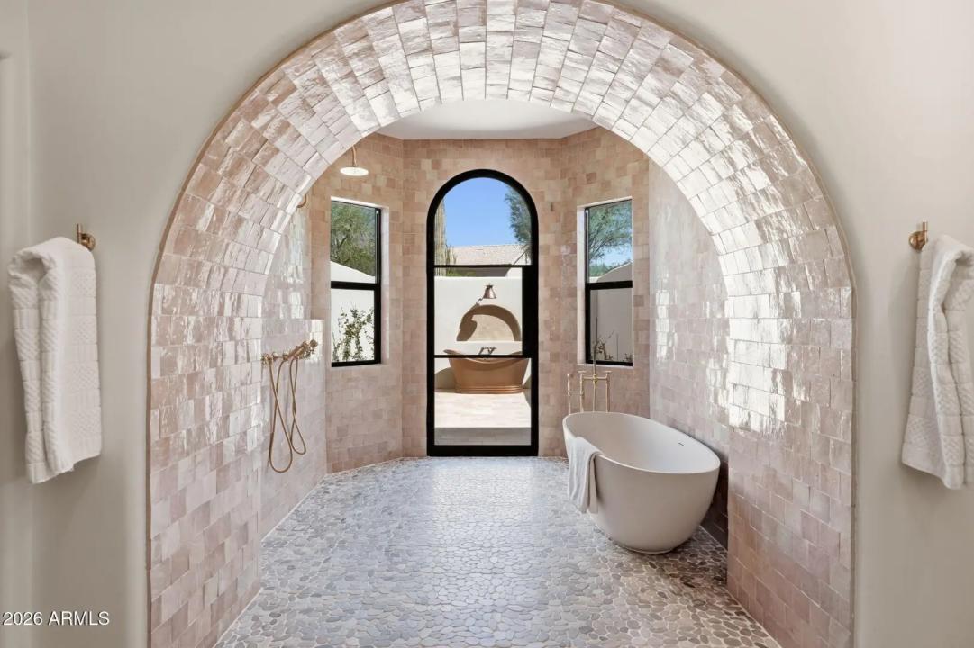 Real Estate Picture 34