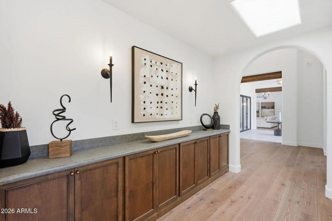 Real Estate Picture 54
