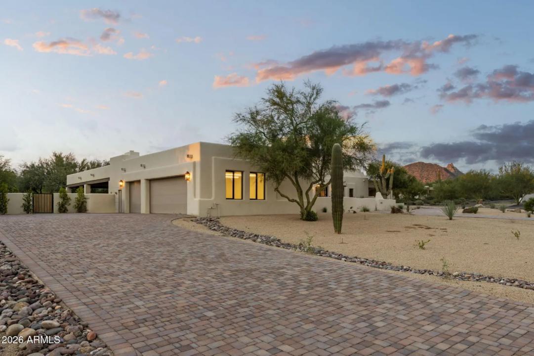 Real Estate Picture 7