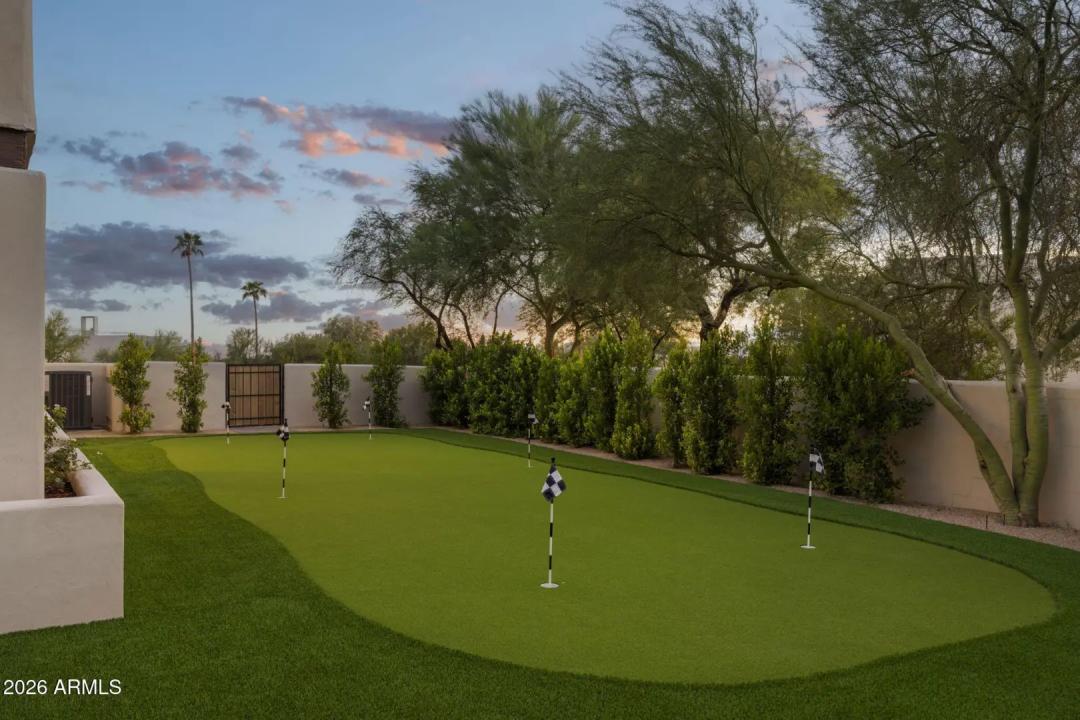 Real Estate Picture 60