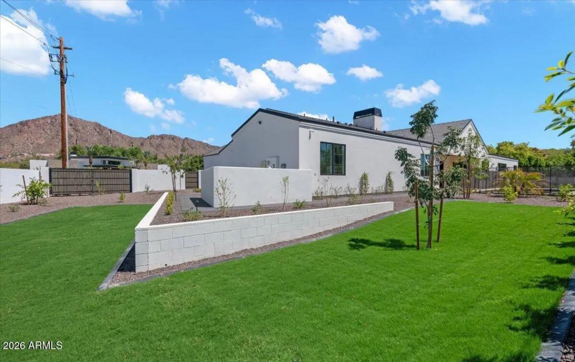 Real Estate Picture 34