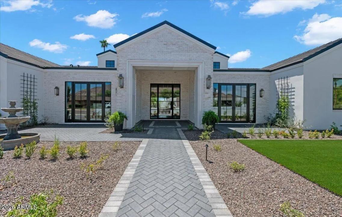 Real Estate Picture 2