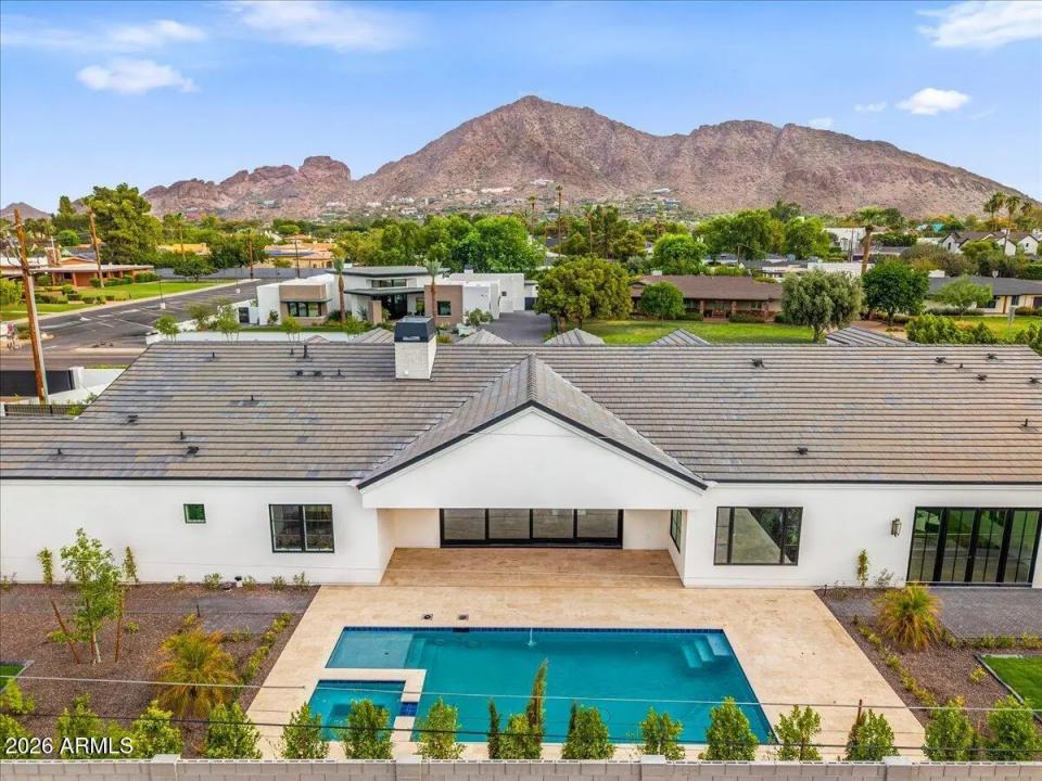 Real Estate Picture 37