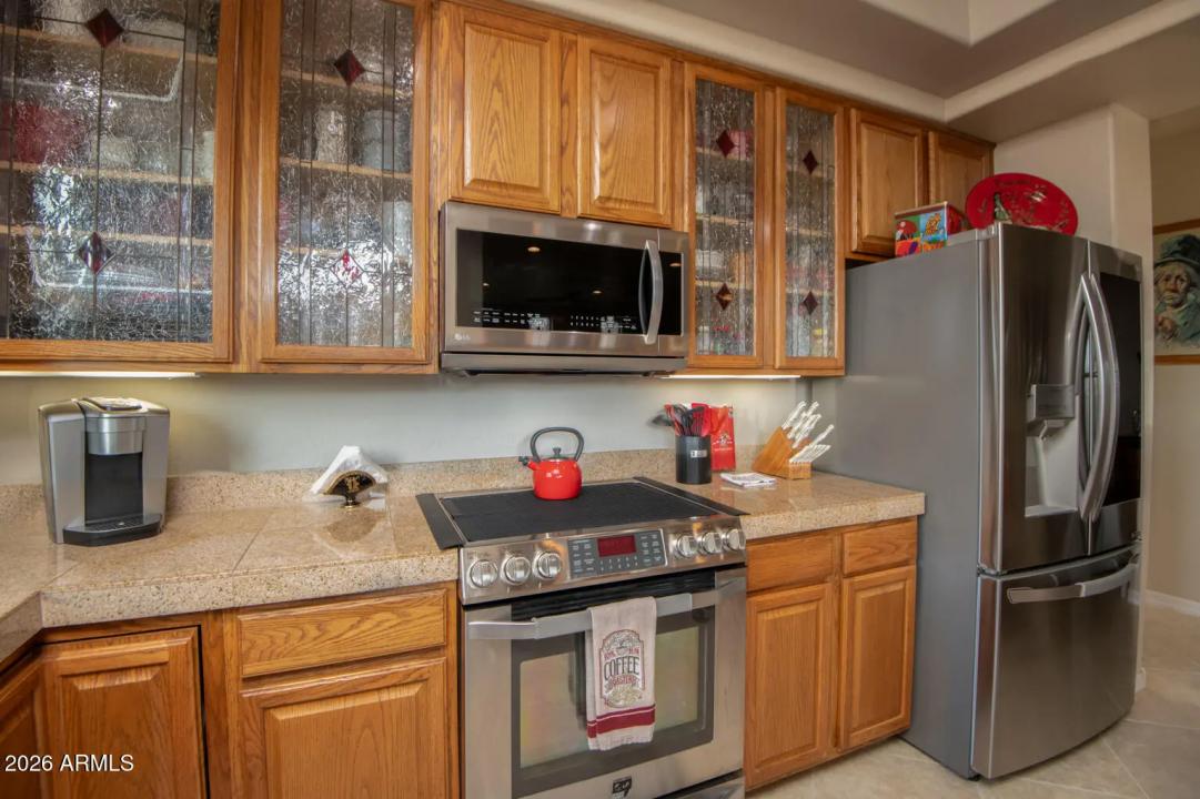 Real Estate Picture 11