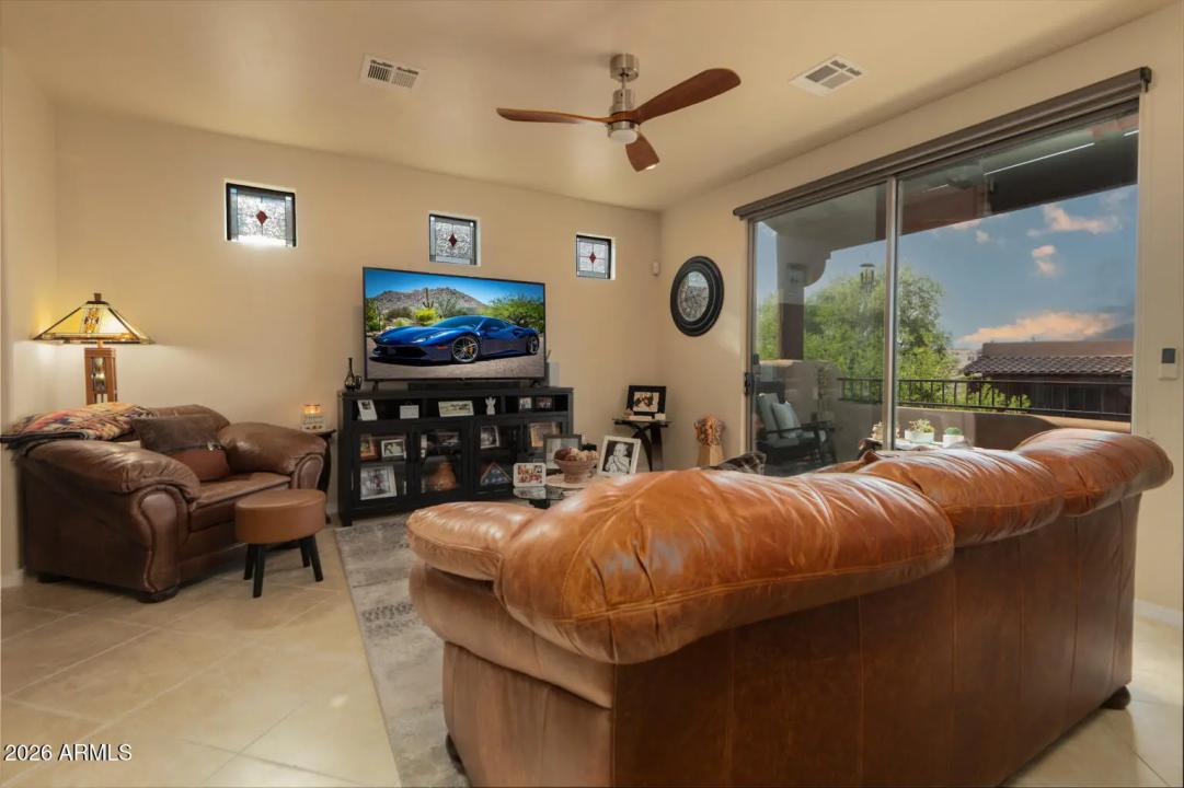 Real Estate Picture 6