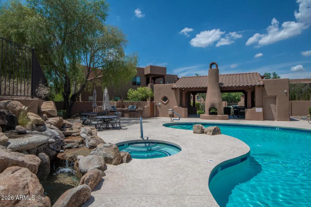 Real Estate Picture 38