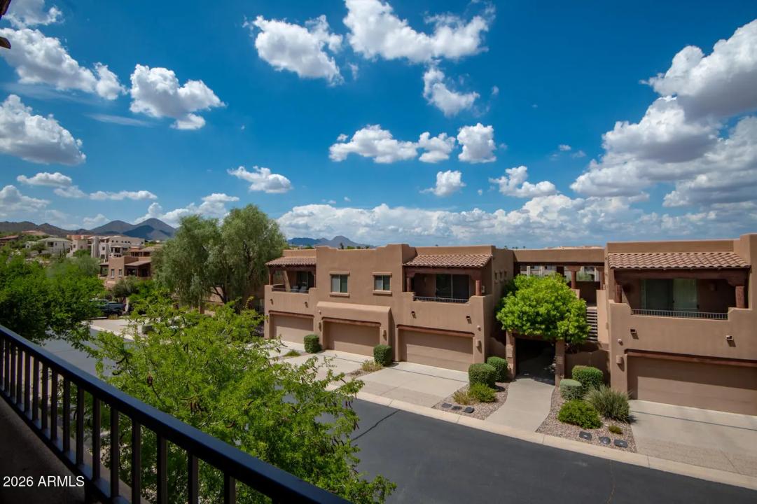 Real Estate Picture 22