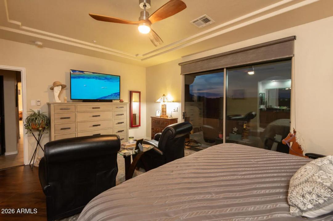 Real Estate Picture 19