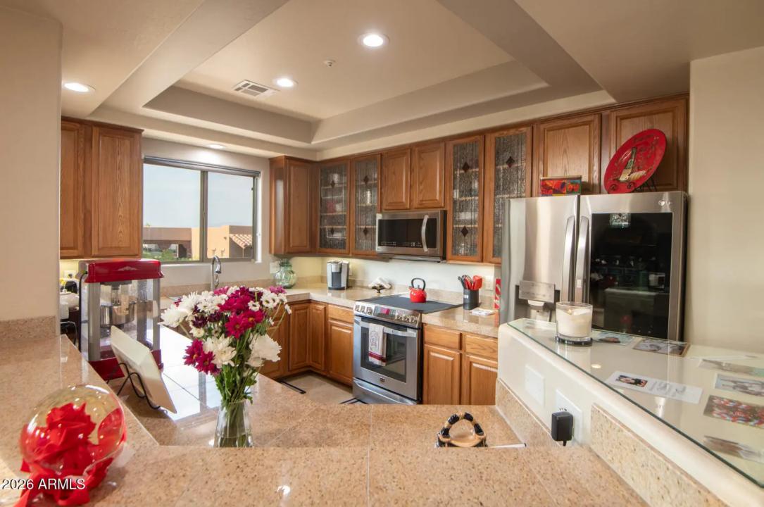 Real Estate Picture 8