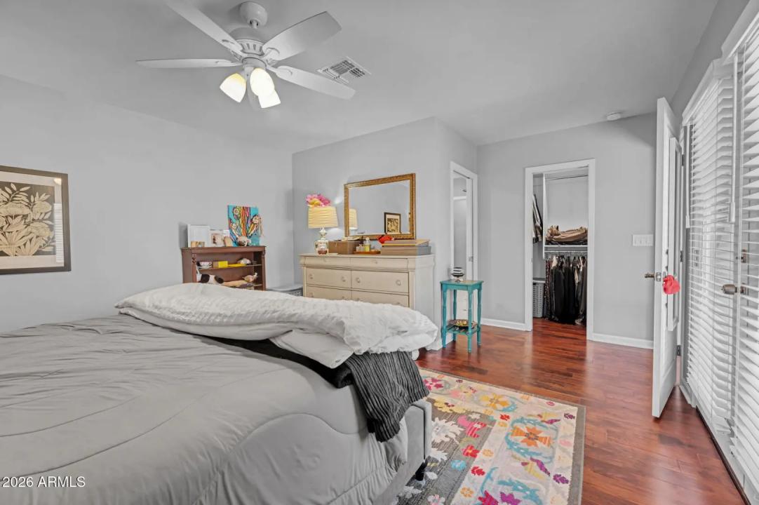 Real Estate Picture 17