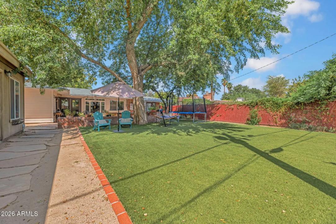 Real Estate Picture 28
