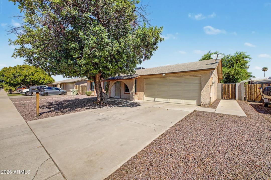 Real Estate Picture 5