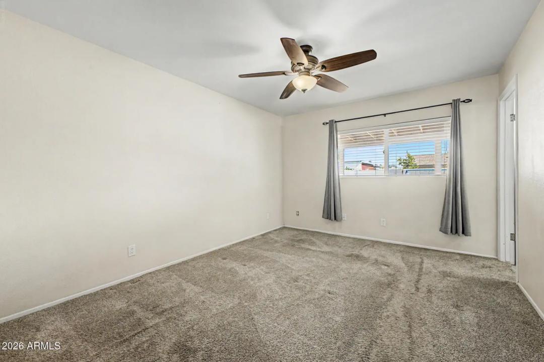 Real Estate Picture 19