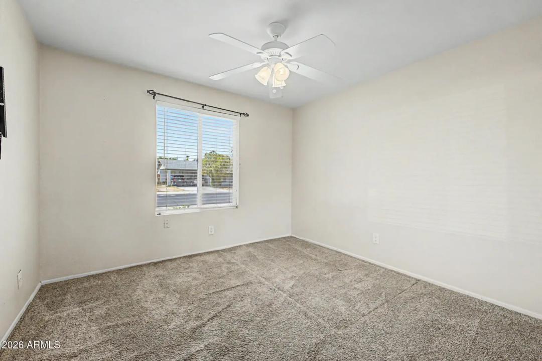 Real Estate Picture 25