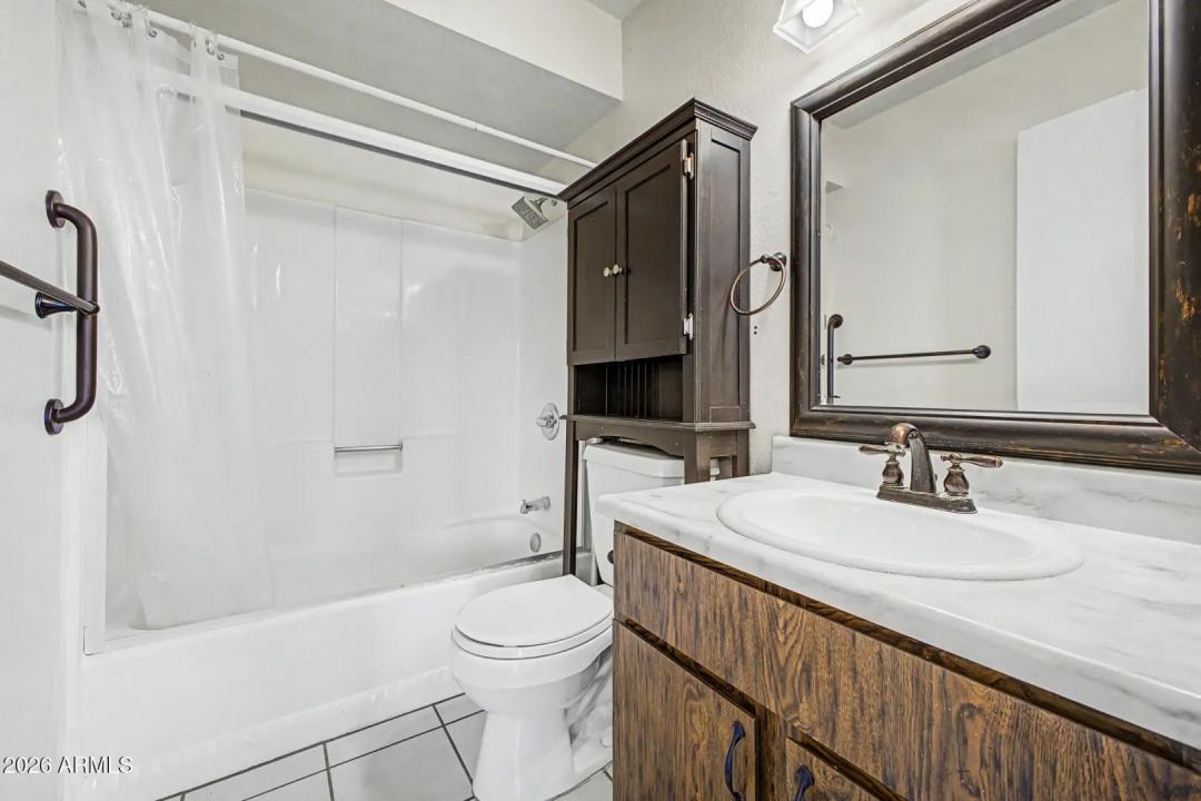 Real Estate Picture 27