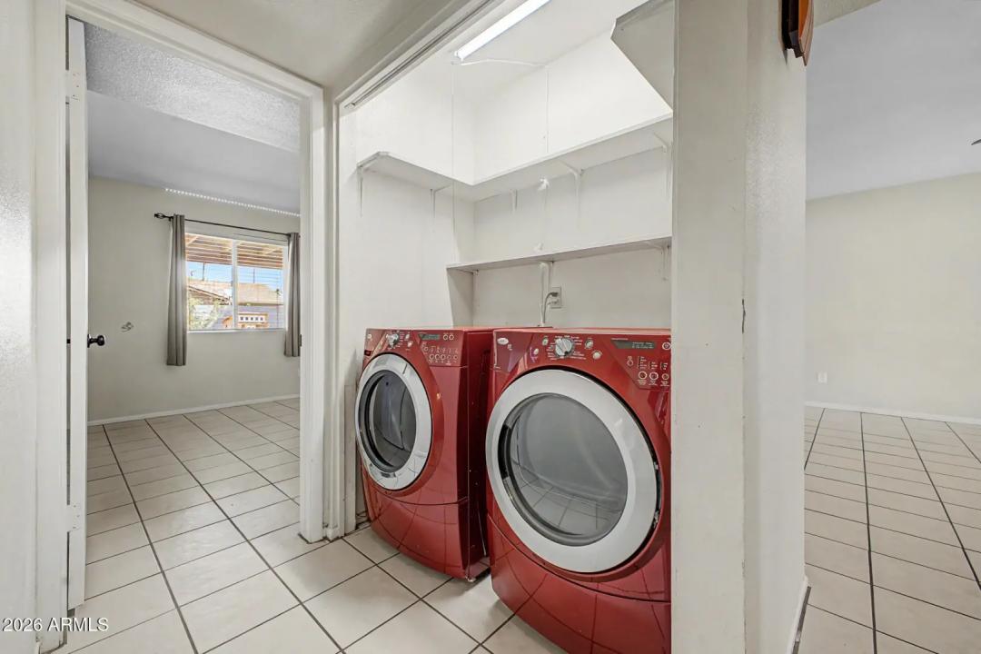 Real Estate Picture 28