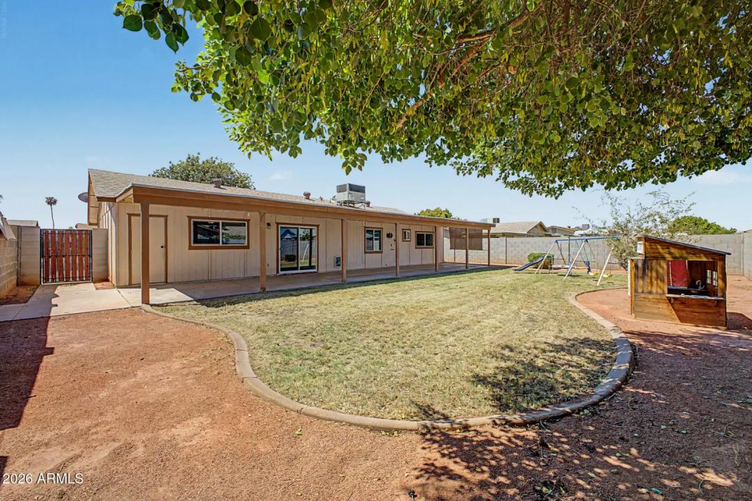 Real Estate Picture 32