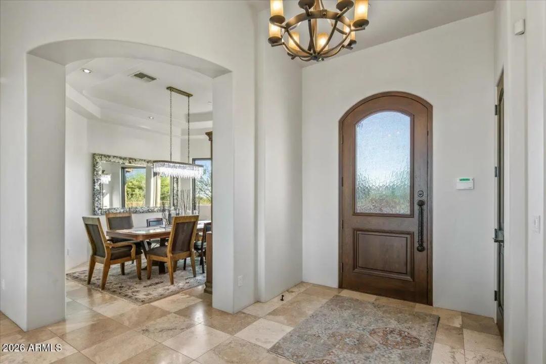 Real Estate Picture 5