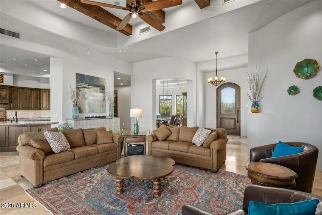 Real Estate Picture 6